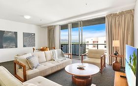 903 Harbour Lights Steps To Reef & Dining